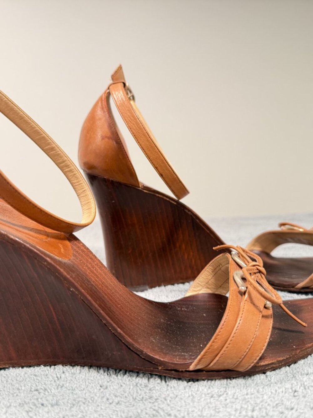 Kate Spade Vintage Wood Healed Sandals - Picture 7 of 9